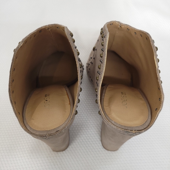 Joe's Jeans Studded Western Mule Heels. Size 6.5 - Picture 4 of 13